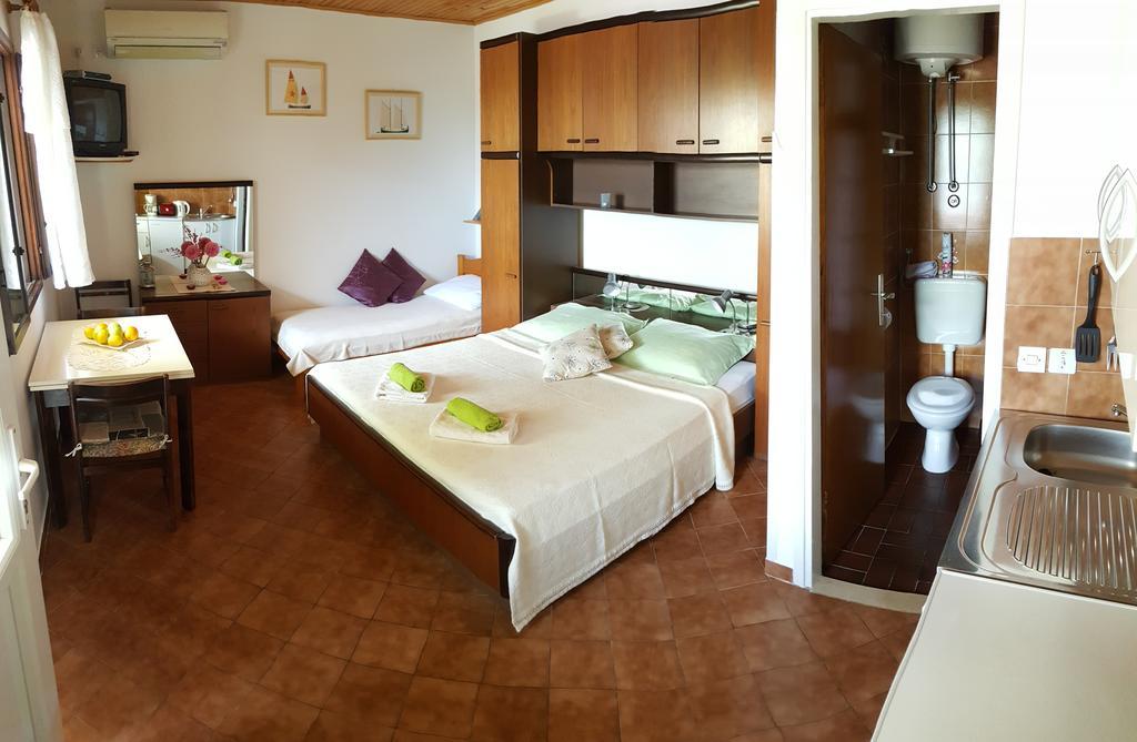 Apartments Bajo - Free Parking Dubrovnik Exterior foto